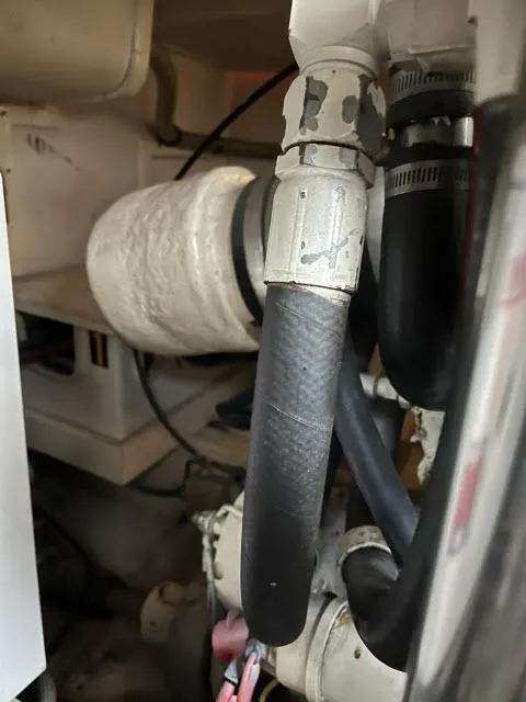 Slide: The Image of Grand Banks 38 Eastbay EX 1999 - 63