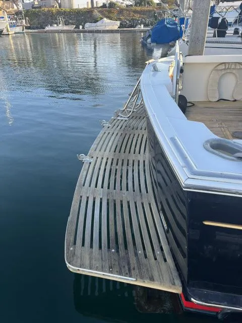 Slide: The Image of Grand Banks Eastbay 38 1999 - 72