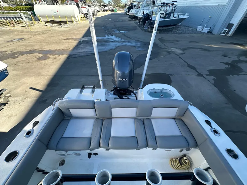 Slide: The Image of NauticStar Legacy 2302 2022 - 63