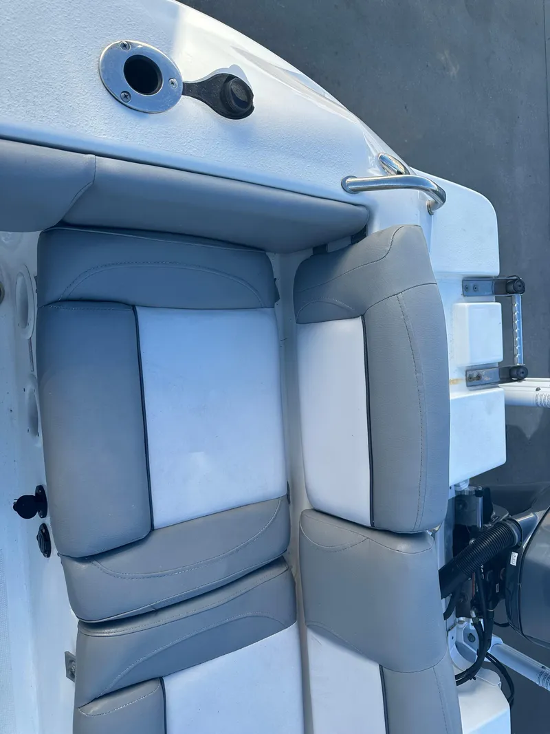 Slide: The Image of NauticStar Legacy 2302 2022 - 69