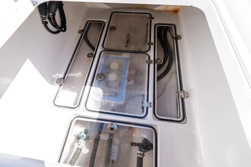 Slide: The Image of Bahama 34 2015 - 52