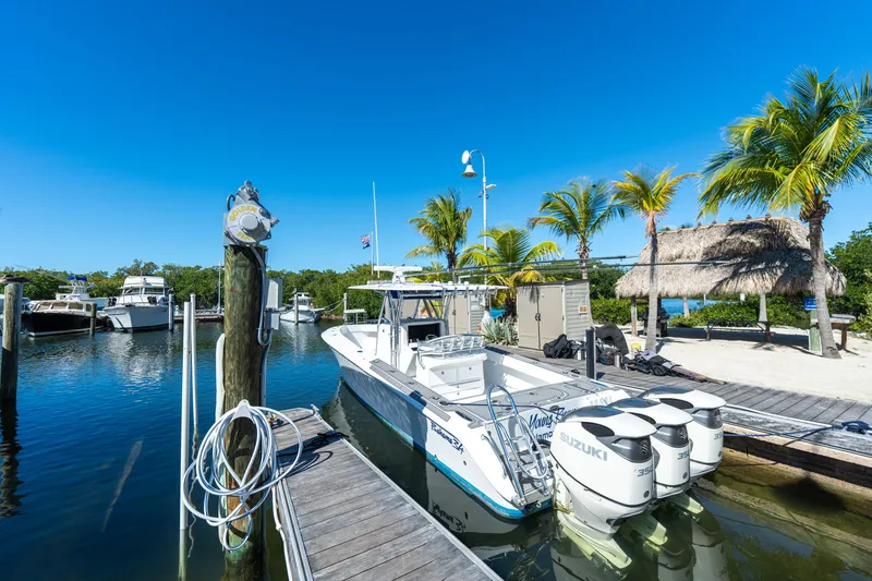 Slide: The Image of Bahama 34 2015 - 56