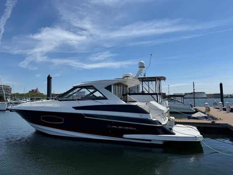 The Image of Regal 46 Sport Coupe 2014 - 0