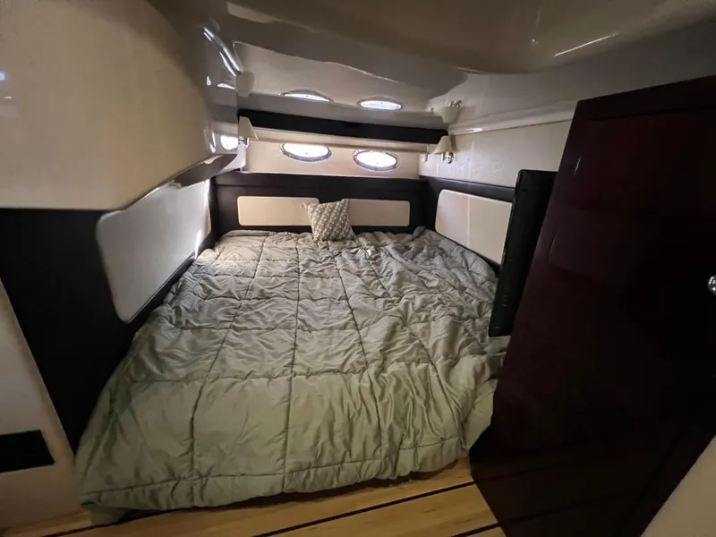 Slide: The Image of Regal 46 Sport Coupe 2014 - 102