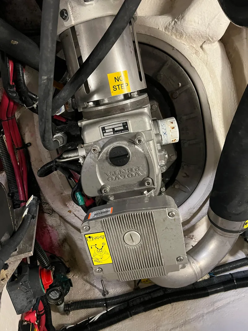 Slide: The Image of Regal 46 Sport Coupe 2014 - 139