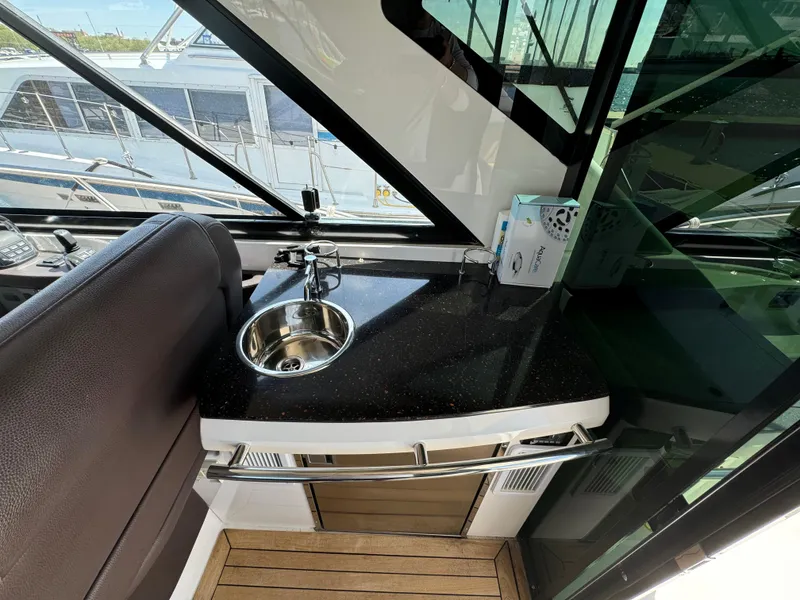 Slide: The Image of Regal 46 Sport Coupe 2014 - 41