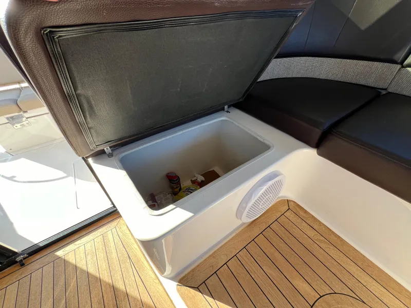 Slide: The Image of Regal 46 Sport Coupe 2014 - 73