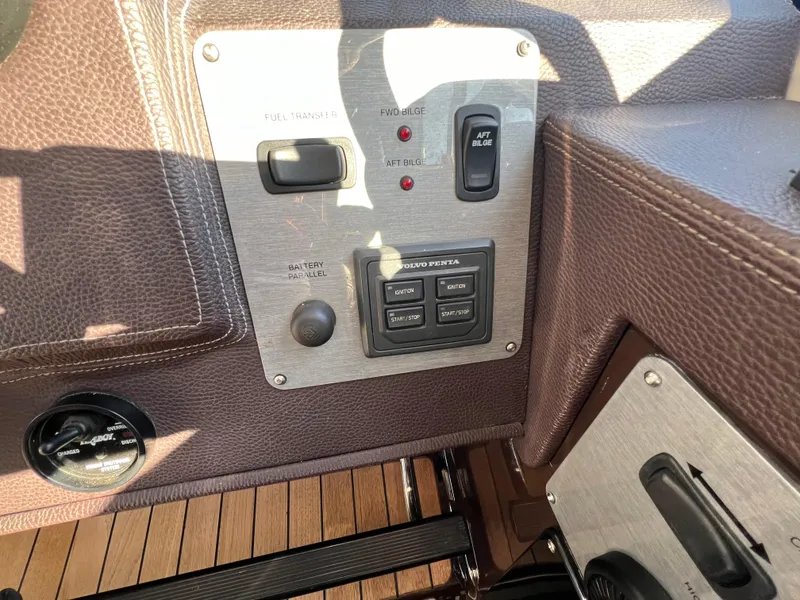 Slide: The Image of Regal 46 Sport Coupe 2014 - 85