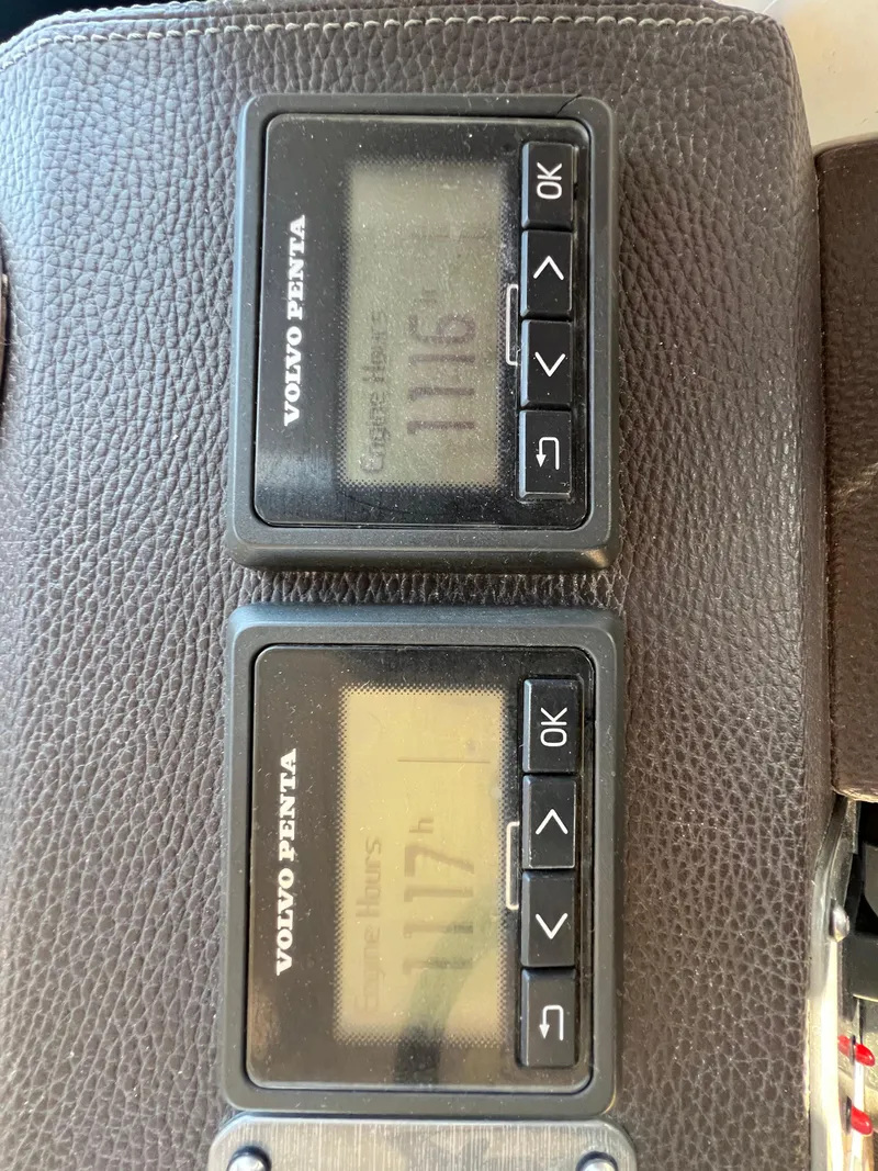 Slide: The Image of Regal 46 Sport Coupe 2014 - 89