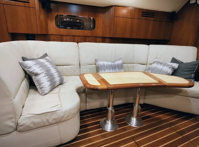 Slide: The Image of Salon - 34