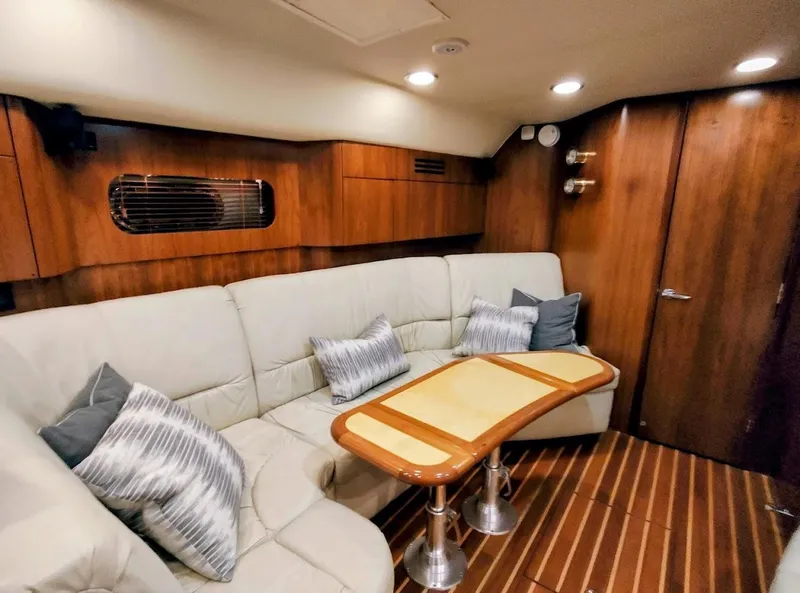 Slide: The Image of Salon - 35