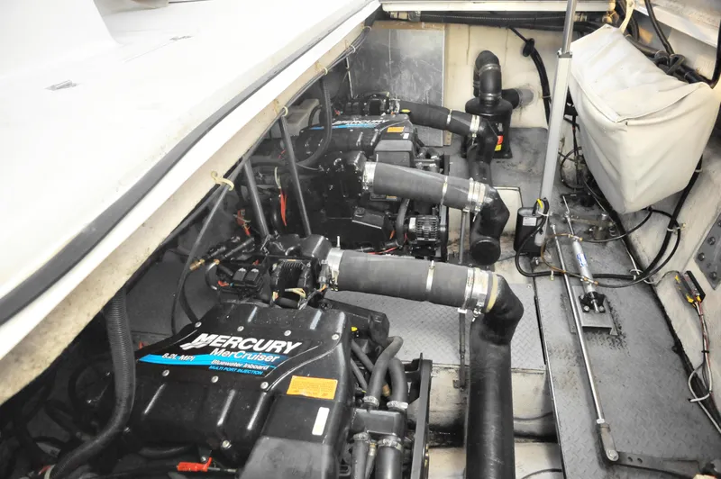 Slide: The Image of Engine room of 2001 Regal Commodore 4160 with Mercury MerCruiser engines. - 29