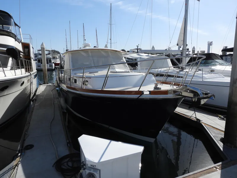 Slide: The Image of Grand Banks 46 Eastbay SX 2015 - 4