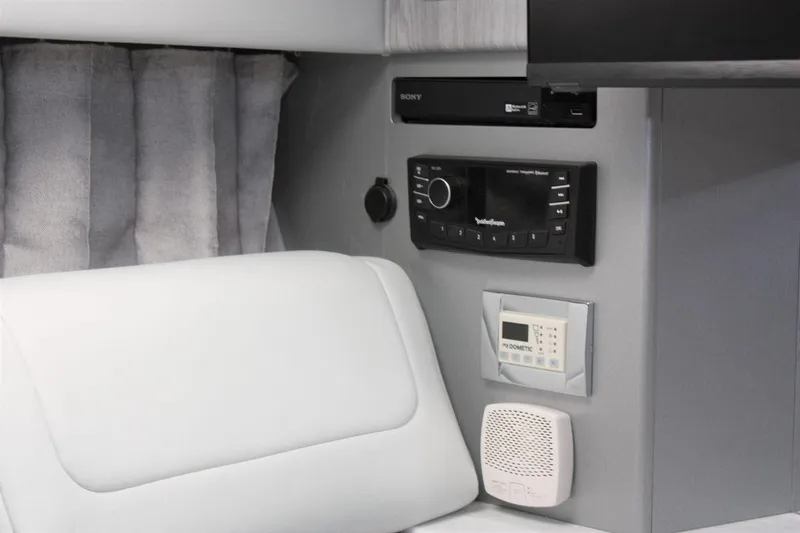 Slide: The Image of Formula 310 Sun Sport 2026 - 51