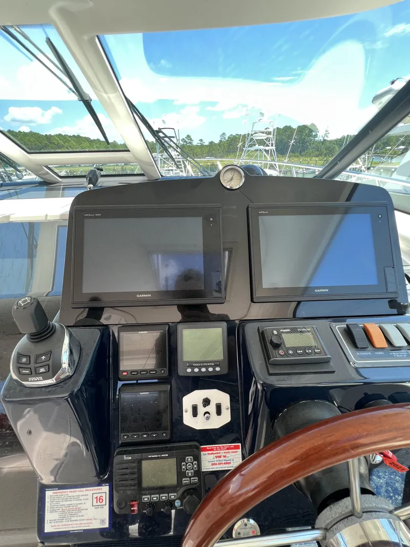 Slide: The Image of Tiara 4300 Sovran 2007 - 60