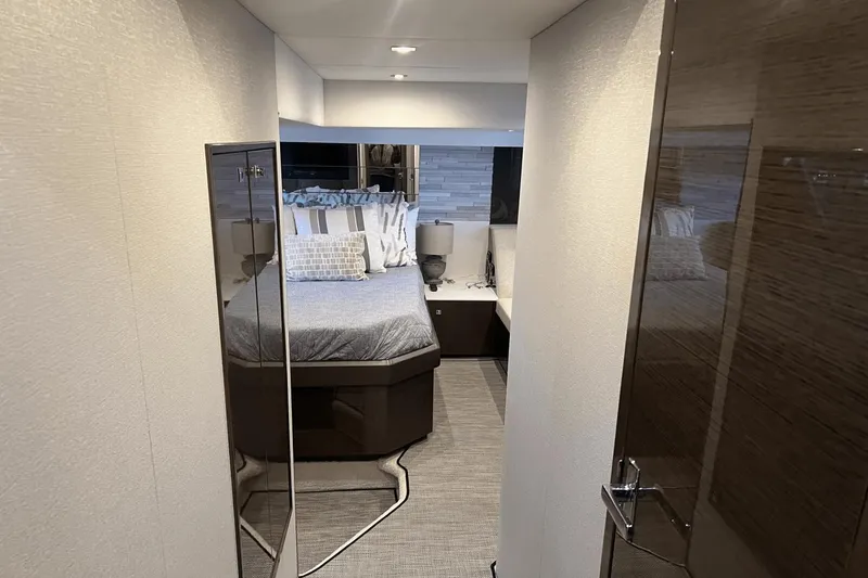 Slide: The Image of Cruisers 50 Cantius 2020 - 58
