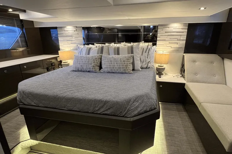 Slide: The Image of Cruisers 50 Cantius 2020 - 60