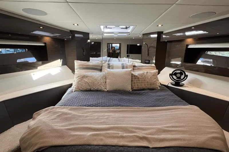 Slide: The Image of Cruisers 50 Cantius 2020 - 74