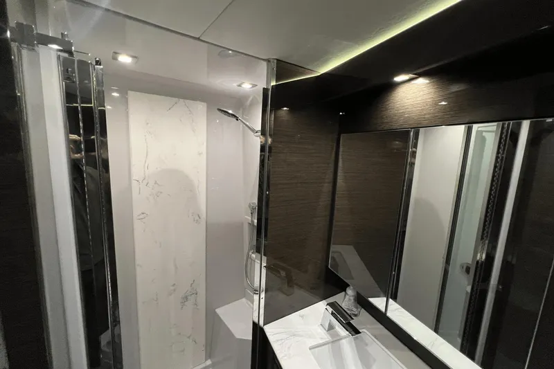 Slide: The Image of Cruisers 50 Cantius 2020 - 83