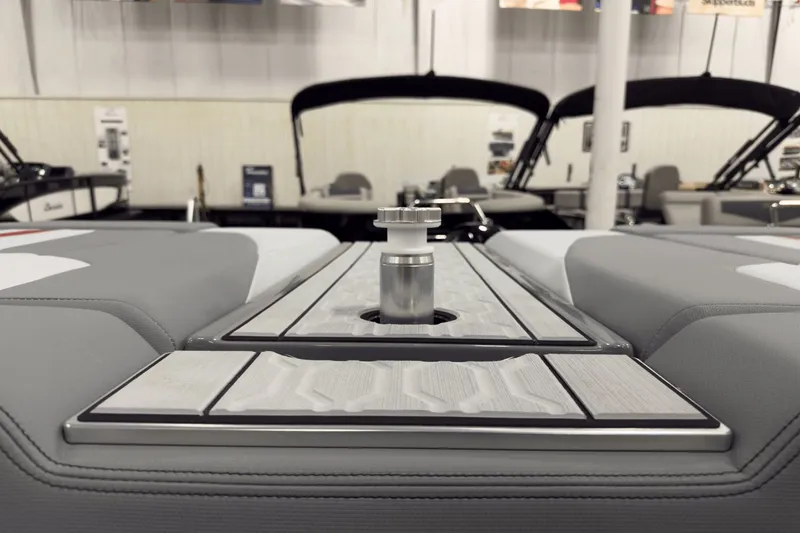 Slide: The Image of MasterCraft XT22 2025 - 22