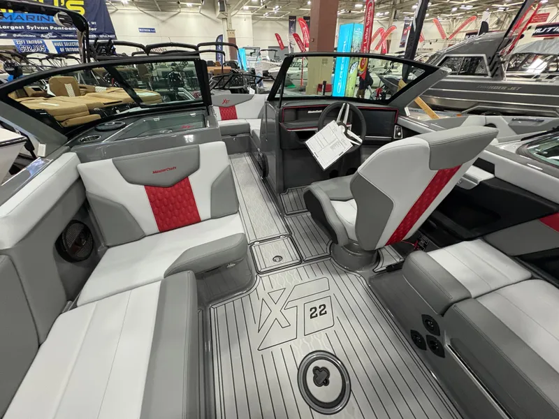 Slide: The Image of MasterCraft XT22 2025 - 60