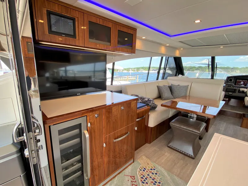 Slide: The Image of Saloon Entertainment - 16