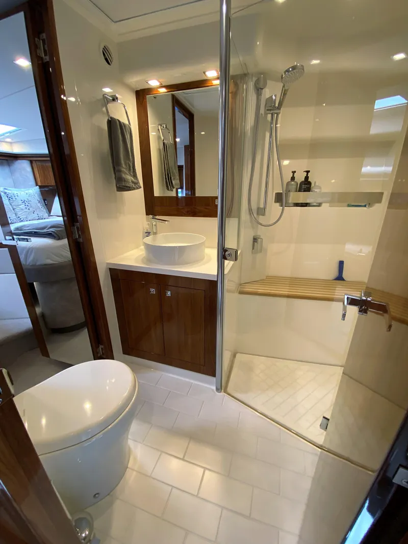 Slide: The Image of VIP/Guest Head - 36