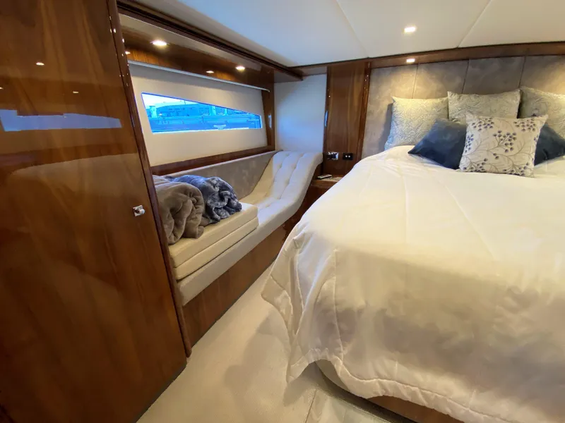 Slide: The Image of Master Stateroom - 38