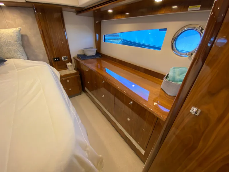 Slide: The Image of Master Stateroom - 39