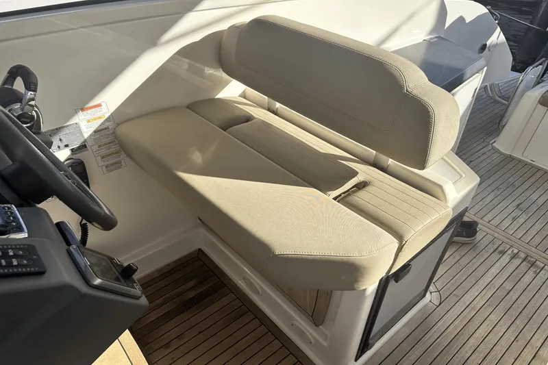 Slide: The Image of Azimut Atlantis 34 2014 - 24
