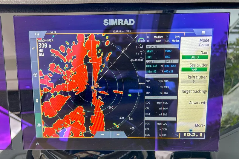 Slide: The Image of Sea Ray 320 Sundancer Outboard 2023 - 15