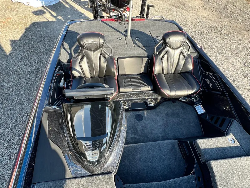 Slide: The Image of Skeeter ZXR20 2025 - 25