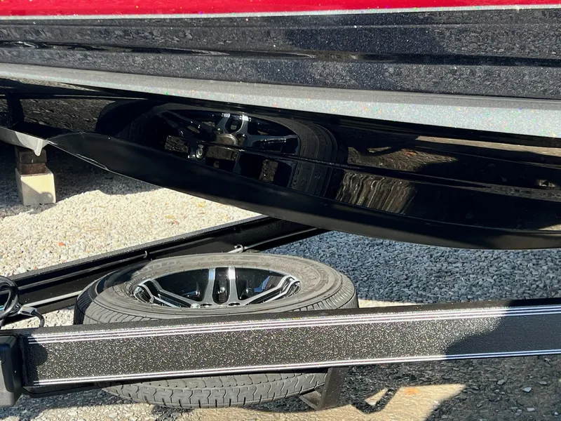 Slide: The Image of Skeeter ZXR20 2025 - 20