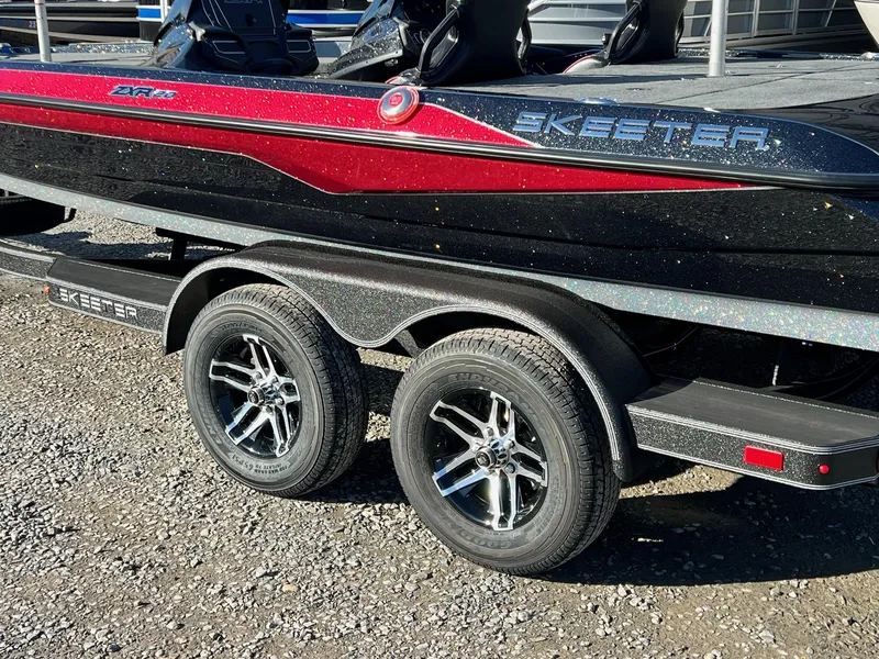 Slide: The Image of Skeeter ZXR20 2025 - 36