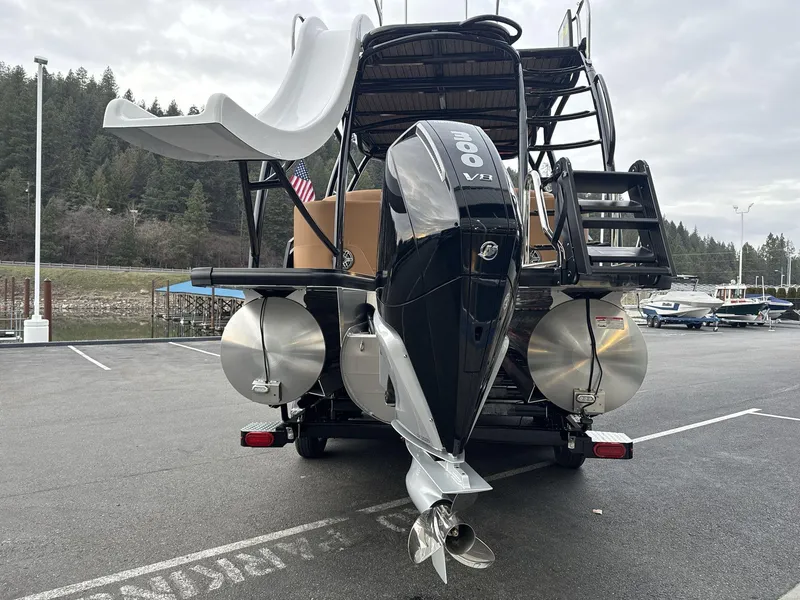 Slide: The Image of Harris Solstice RD 270 2025 - 6