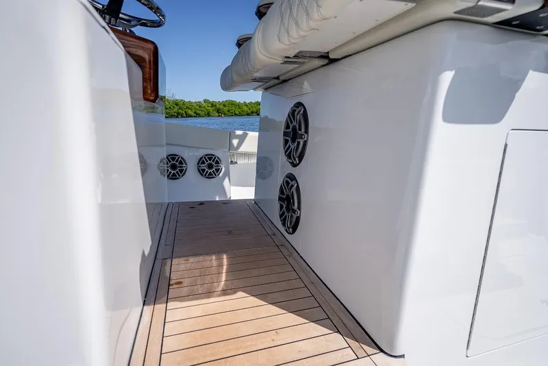 Slide: The Image of Billfish 39 Center Console w/Tower 2025 - 100