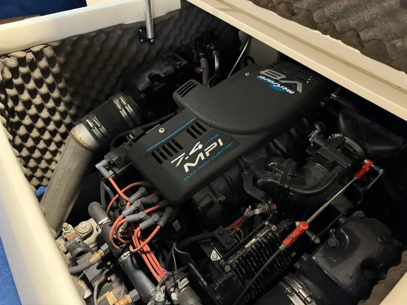 Slide: The Image of 1998 Century Coronado engine compartment with 7.4 MPI motor, detailed view. - 27