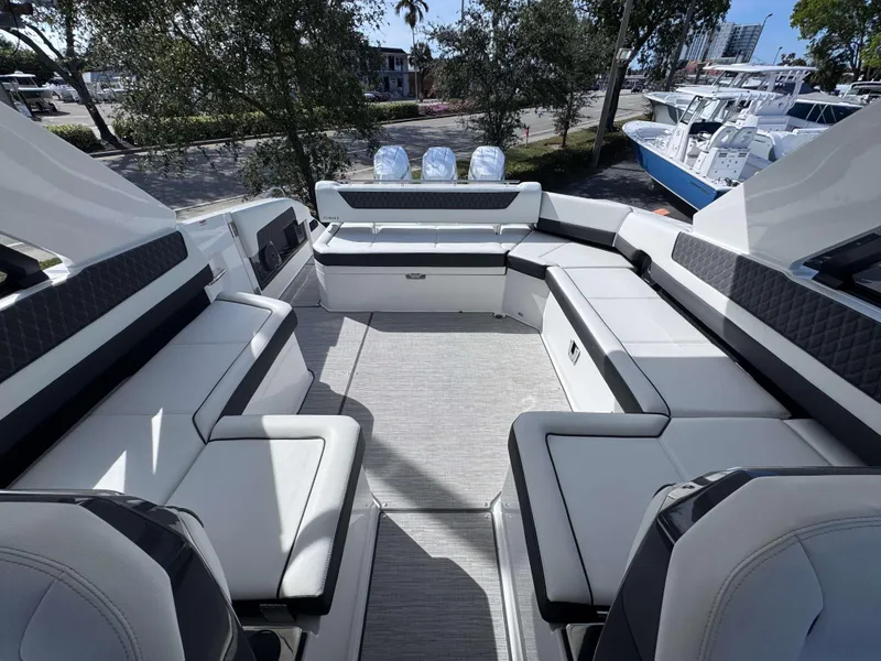 Slide: The Image of Luxurious seating area on 2025 Cobalt R35 boat, featuring modern design and spacious layout. - 19