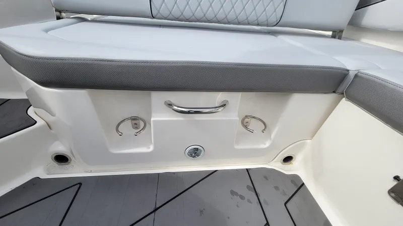 Slide: The Image of Bayliner D22 2025 - 64