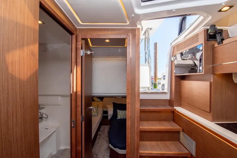 Slide: The Image of Jeanneau Leader 10 2021 - 60