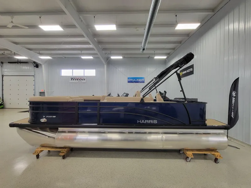 The Image of Harris Cruiser 210 2025 - 1