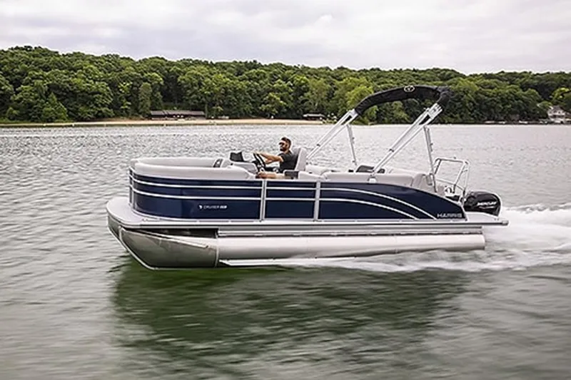 Slide: The Image of Harris Cruiser 210 2025 - 38