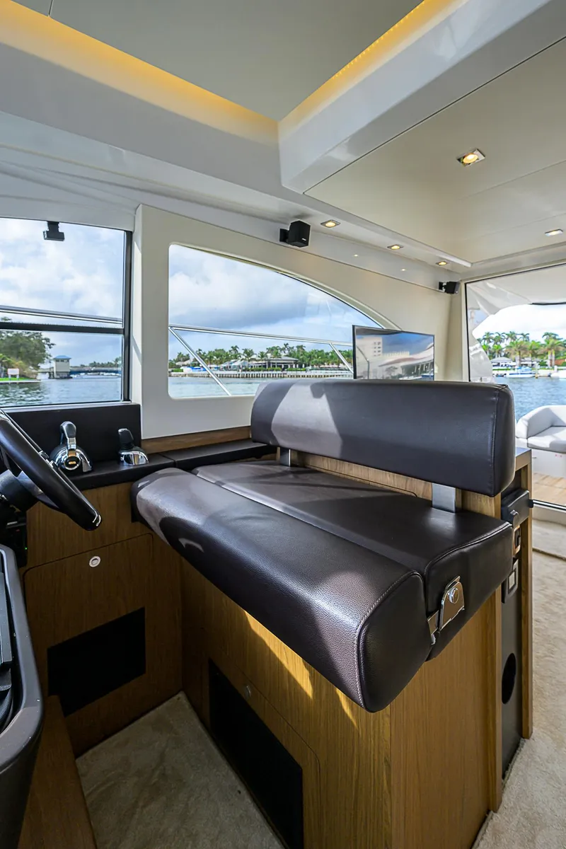 Slide: The Image of Beneteau Gran Turismo 49 Fly 2017 - 96