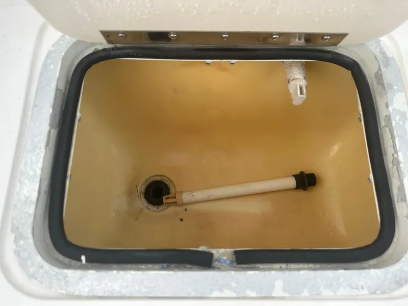 Slide: The Image of Open storage compartment on 2007 Hurricane SunDeck 237 OB boat. - 37