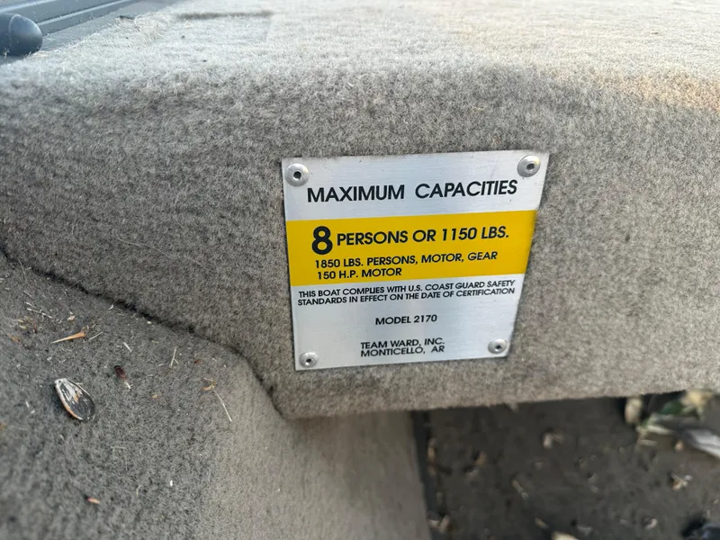 Slide: The Image of 2022 War Eagle 2070 Blackhawk capacity label, 8 persons or 1150 lbs, 150 HP motor. - 18