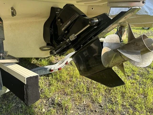 Slide: The Image of 2018 Chris-Craft Launch 23 boat propeller and drive system on trailer. - 5