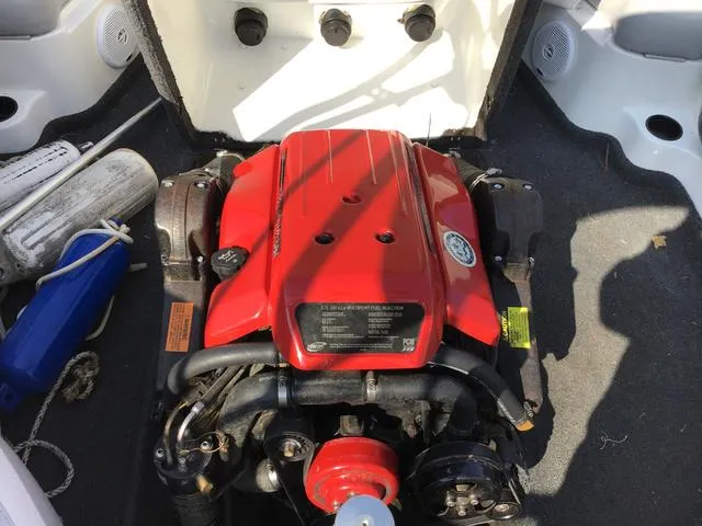 Slide: The Image of Tigé 21 I Limited 2004 - 12