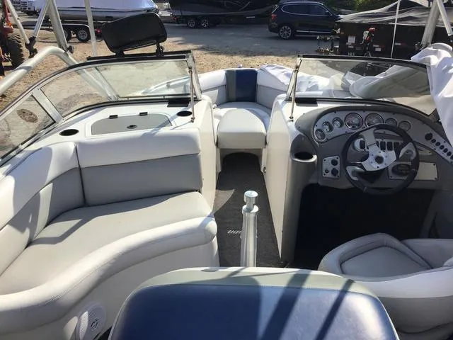 Slide: The Image of Tigé 21 I Limited 2004 - 6