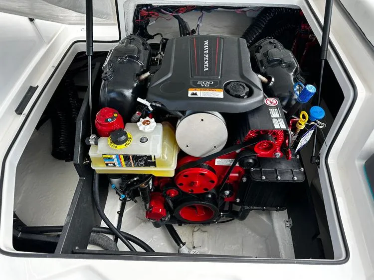 Slide: The Image of Regal 2000 ES 2024 - 20