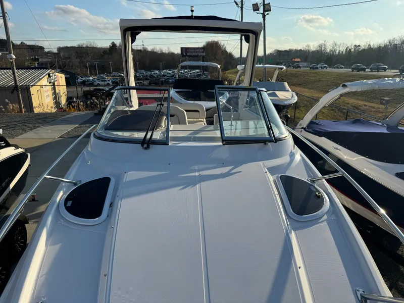 Slide: The Image of Regal 28 Express 2025 - 23